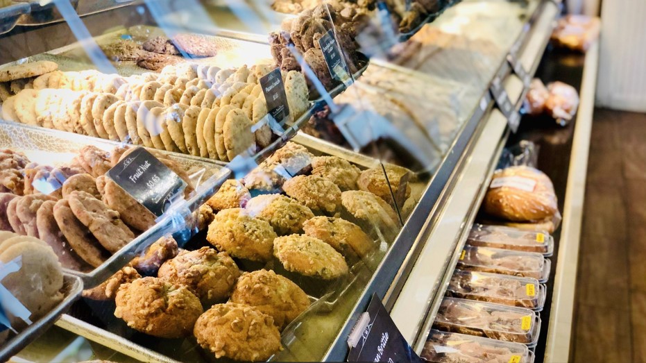 Heated Displaying Warmers for Bakery