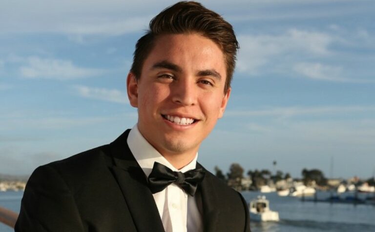 Singer-Songwriter Nick Gomez Is An Artist To Watch - Newsrooms